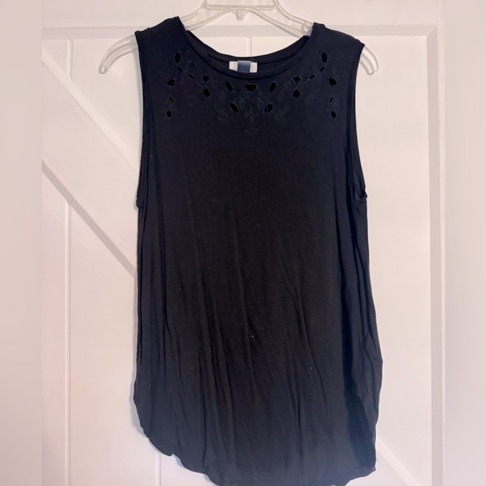 Ladies black tank top with embroidery